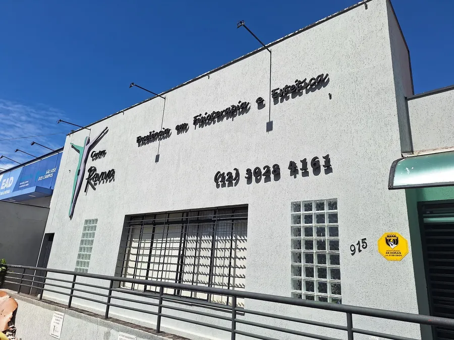 Fachada do Centro Reviva